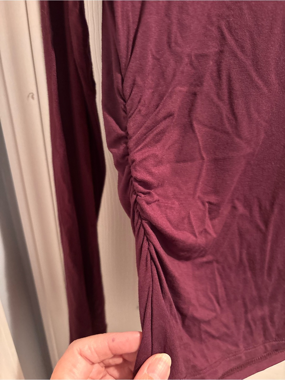 Madewell Raspberry Collared V-Neck Long Sleeve Top - Picture 6 of 9